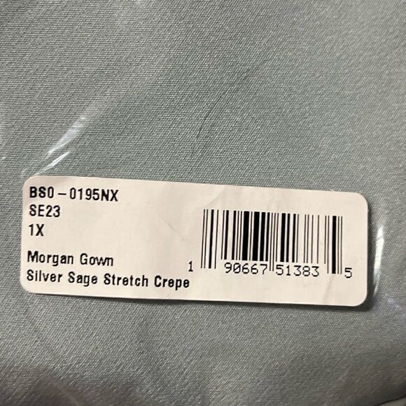 Show Me Your Mumu Morgan Gown in Silver Sage Stretch Crepe, Size 1X. NWT! - Picture 9 of 12